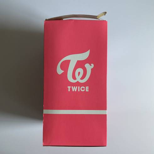 TWICE '#DREAMDAY' DOME TOUR 2019 OFFICIAL MD - LOVELY BANK